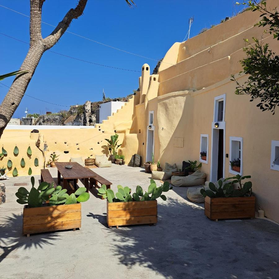 Caval II Hotel Fira  Exterior photo